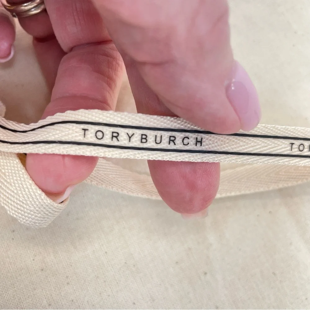 Tory Burch Jumbo Dust Bag Ivory